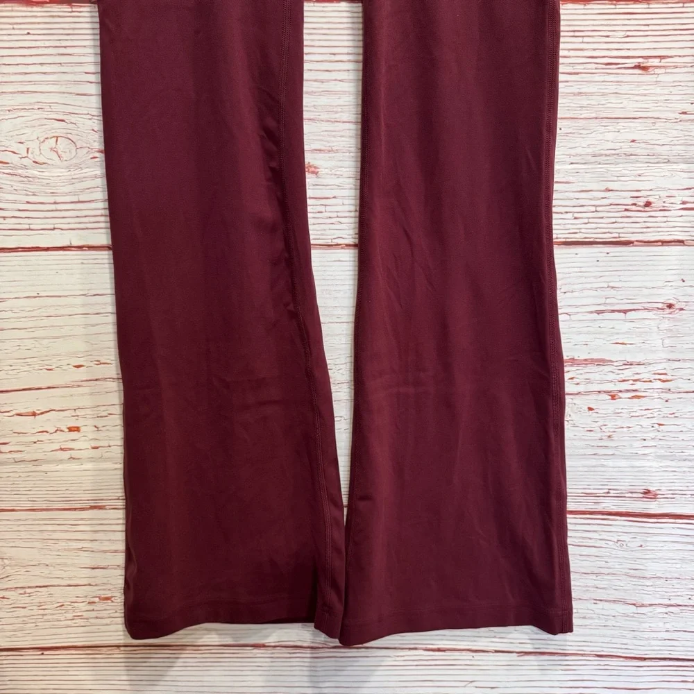 Lululemon Groove Super-High-Rise Flared Pant Nulu in Red Merlot Sz 4